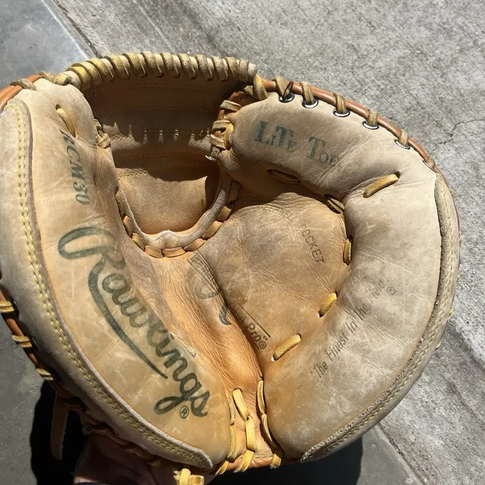 Rawlings RCM30 Catchers Mitt Baseball Glove Tan Leather RHT 33